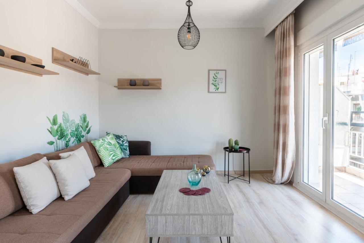 90 négyzetméteres, 2 hálószobás, 1 saját fürdőszobával rendelkező Apartman Vadaris-Dikastiria negye Szaloniki Kültér fotó