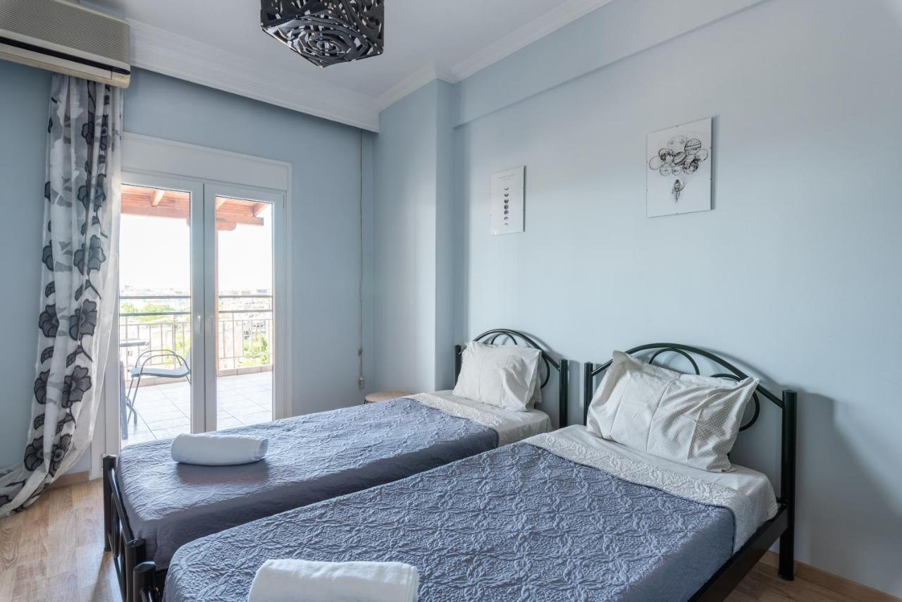 90 négyzetméteres, 2 hálószobás, 1 saját fürdőszobával rendelkező Apartman Vadaris-Dikastiria negye Szaloniki Kültér fotó