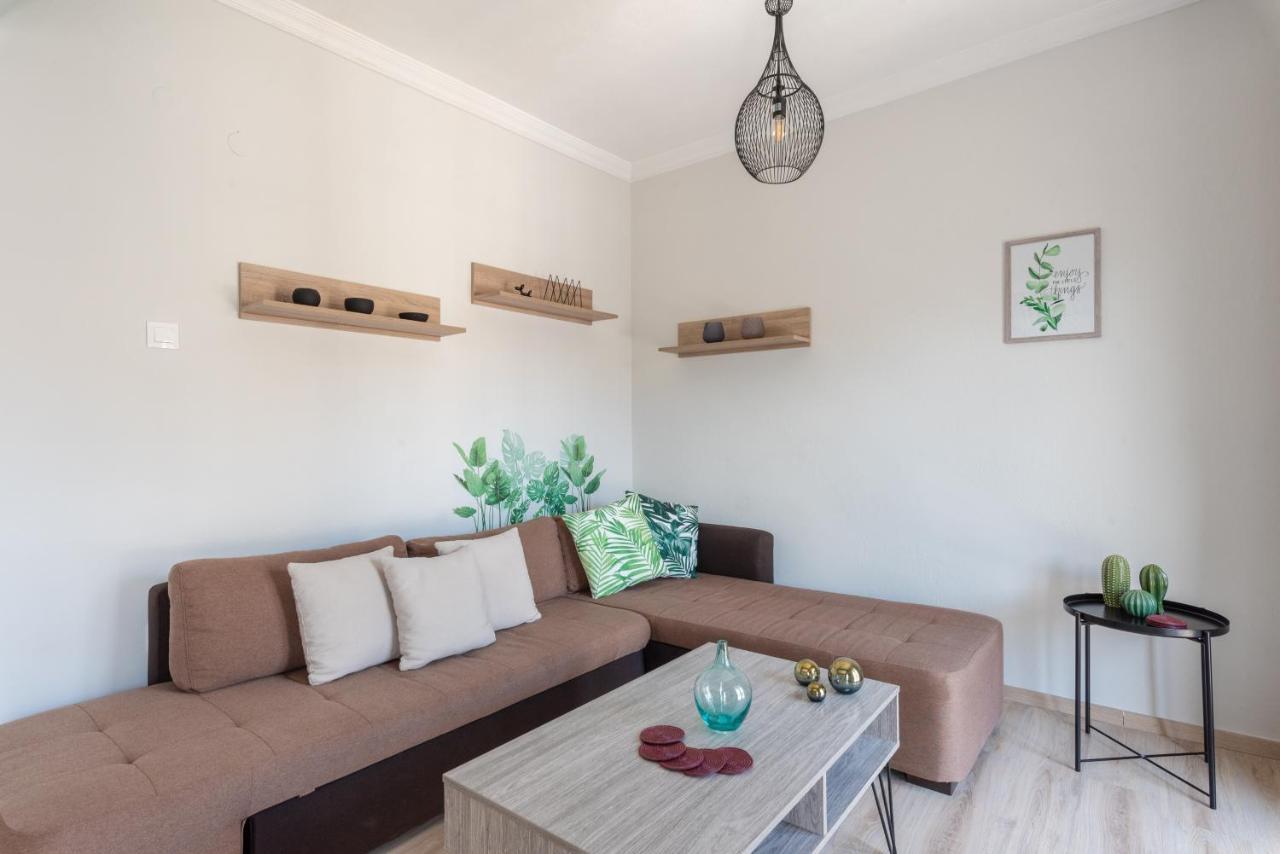 90 négyzetméteres, 2 hálószobás, 1 saját fürdőszobával rendelkező Apartman Vadaris-Dikastiria negye Szaloniki Kültér fotó