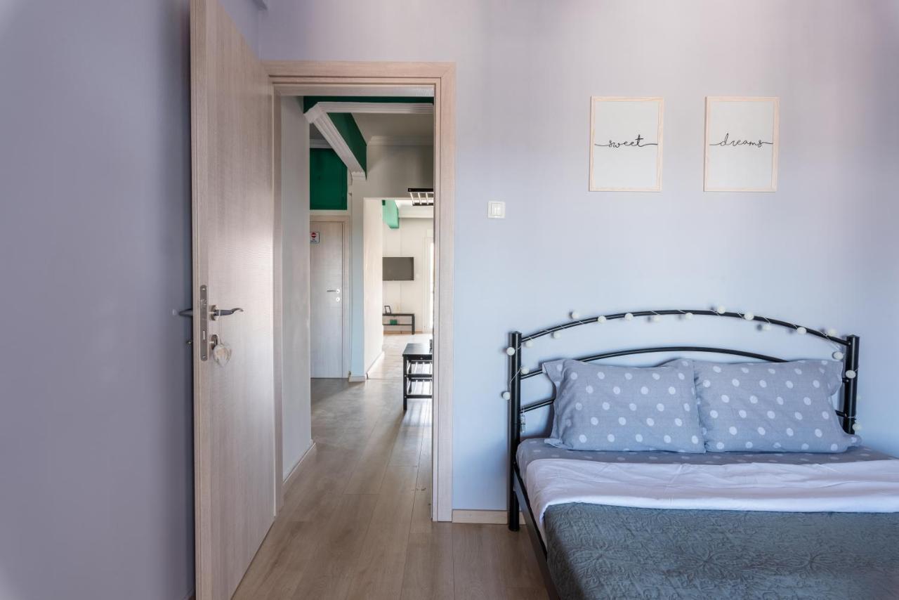 90 négyzetméteres, 2 hálószobás, 1 saját fürdőszobával rendelkező Apartman Vadaris-Dikastiria negye Szaloniki Kültér fotó