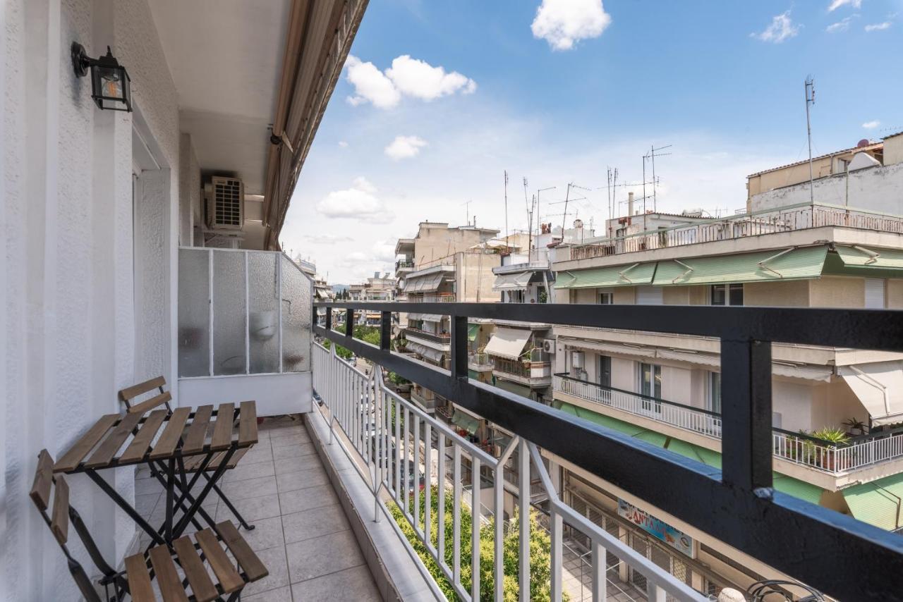 90 négyzetméteres, 2 hálószobás, 1 saját fürdőszobával rendelkező Apartman Vadaris-Dikastiria negye Szaloniki Kültér fotó